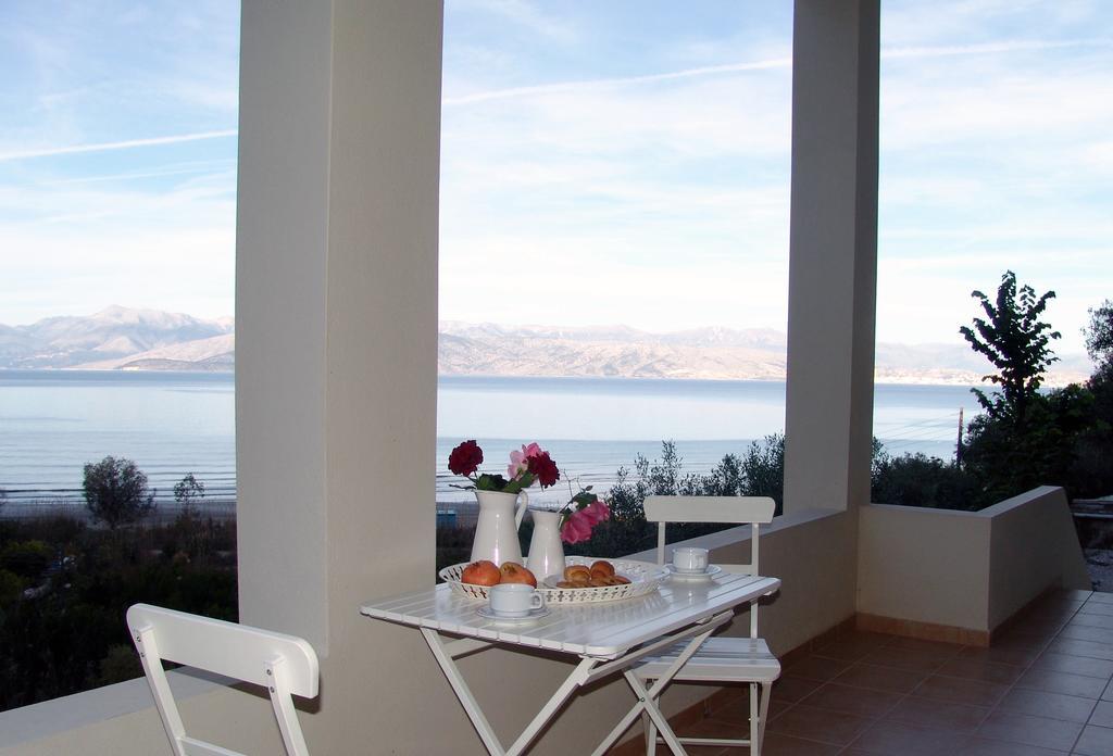 Vista Petros Apartment Apraos Стая снимка